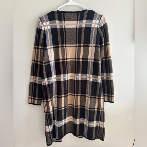 Anne Klein Plaid Longline Sweater with Black Trim Size Medium - Picture 7 of 7